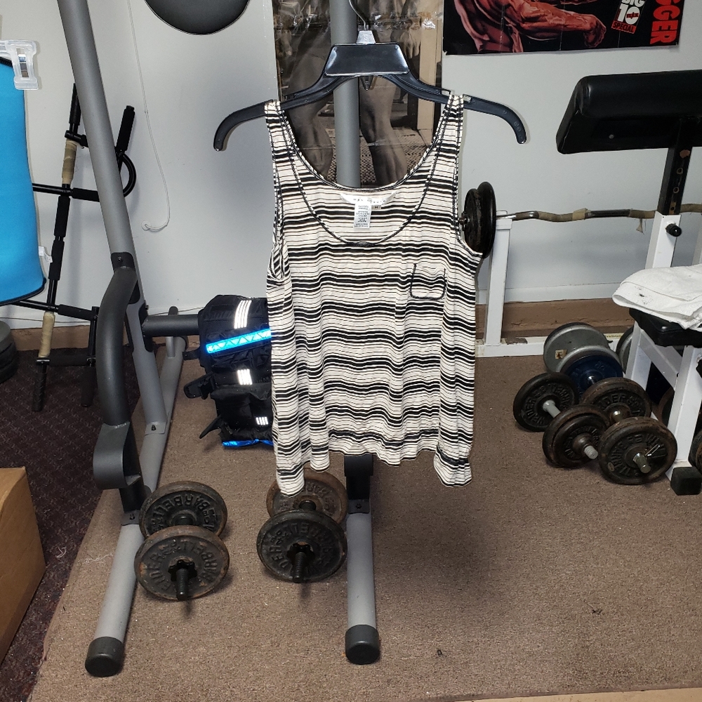 Max Studio ladies medium striped tanktop